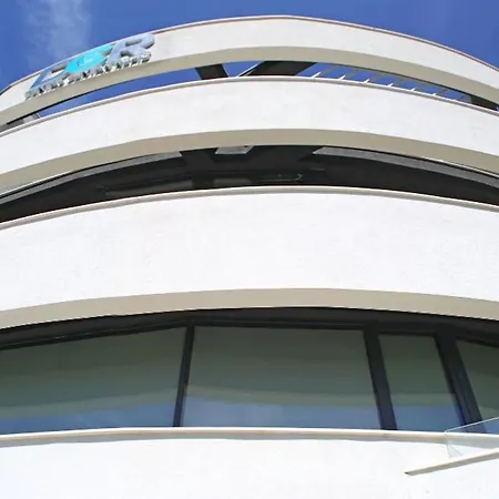 Skyview Apartamento